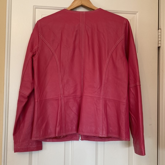 Pink collarless leather jacket - Picture 4 of 5